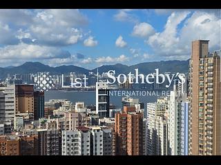 Braemar Hill - Sky Scraper 03