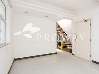 Wan Chai - 14, Tai Yuen Street 02