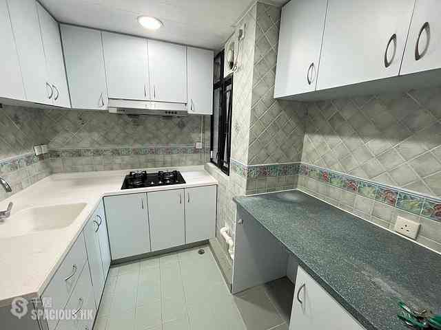 Quarry Bay - Kornhill Block Q 08