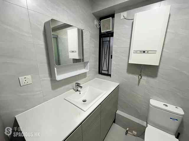 Quarry Bay - Kornhill Block Q 09
