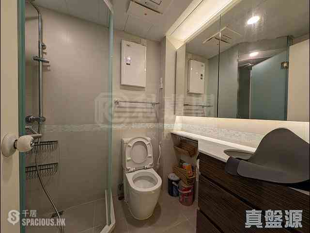 Causeway Bay - Paterson Building Block D 06