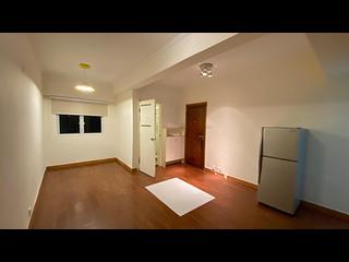 Sheung Wan - Man Bond Building 04