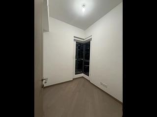 Kai Tak - Upper Riverbank Mansion E 04