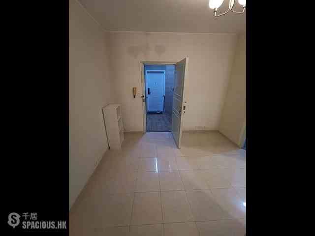 Kennedy Town - Hee Wong Terrace Block 4 04