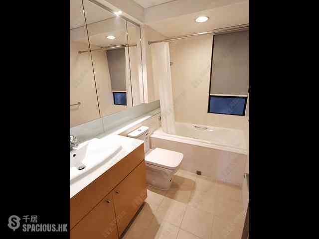Mid Levels Central - Robinson Heights Block 1 05