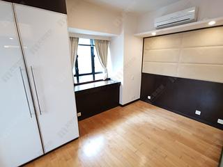 Mid Levels Central - Robinson Heights Block 1 02