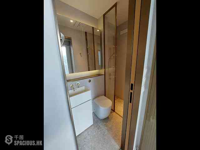 Quarry Bay - The Holborn 16