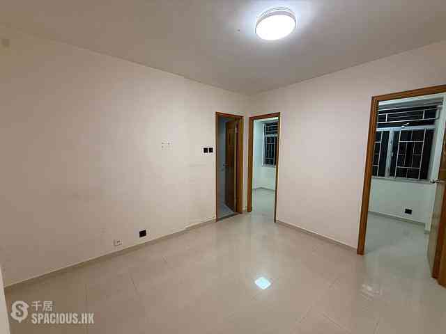 Sai Wan Ho - Sun Sing Centre 05
