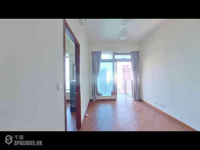 Wan Chai - The Avenue Phase 2 Block 1 01