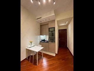 Wan Chai - The Avenue Phase 2 Block 1 06