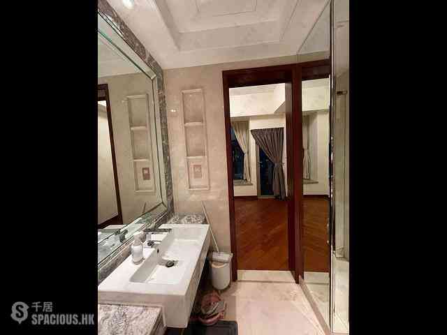 Wan Chai - The Avenue Phase 2 Block 1 12