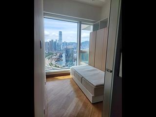 Tai Kok Tsui - Harbour Green Tower 1 05