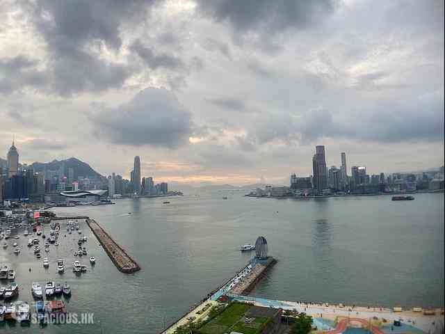 Causeway Bay - Victoria Centre Block 2 02