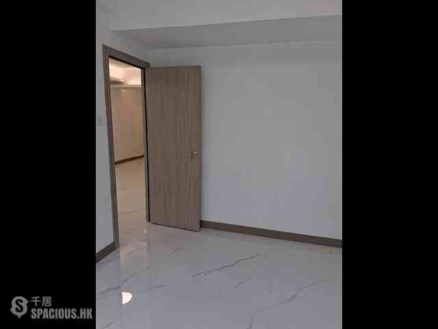 North Point - Asia Mansions 02