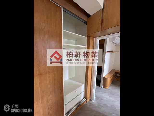 Quarry Bay - Tak Fat Building 03