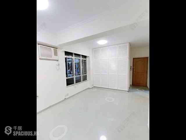 Tai Po - Tai Po Centre Phase 5 Block 16 01