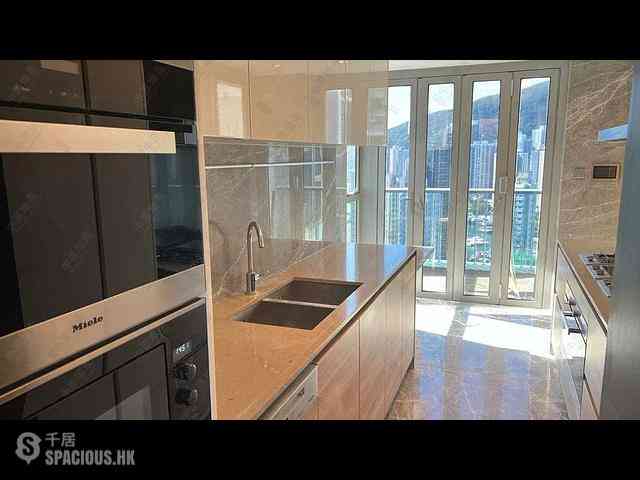 Ap Lei Chau - Marina South Block 1 07