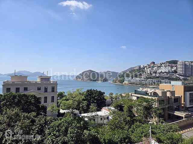 Repulse Bay - Burnside Estate 02