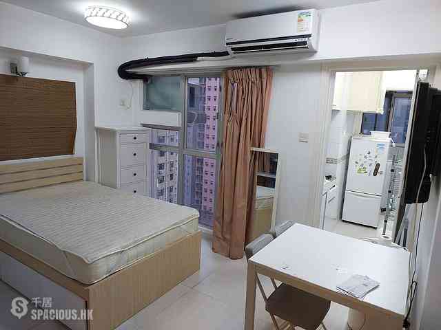 Wan Chai - 28, Cross Street 01