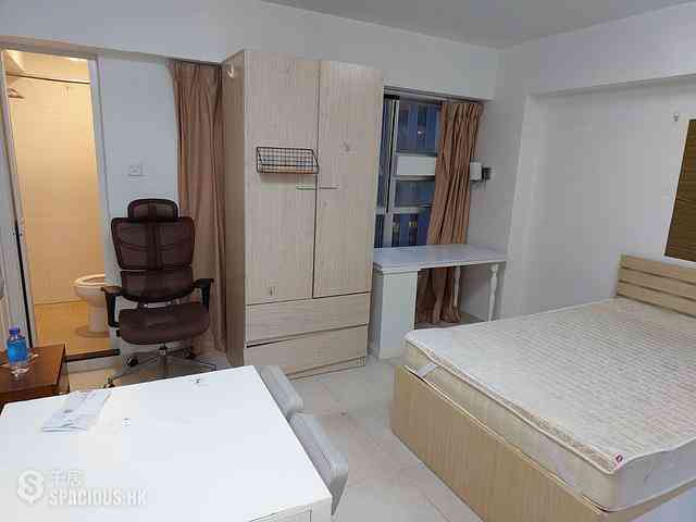 Wan Chai - 28, Cross Street 02