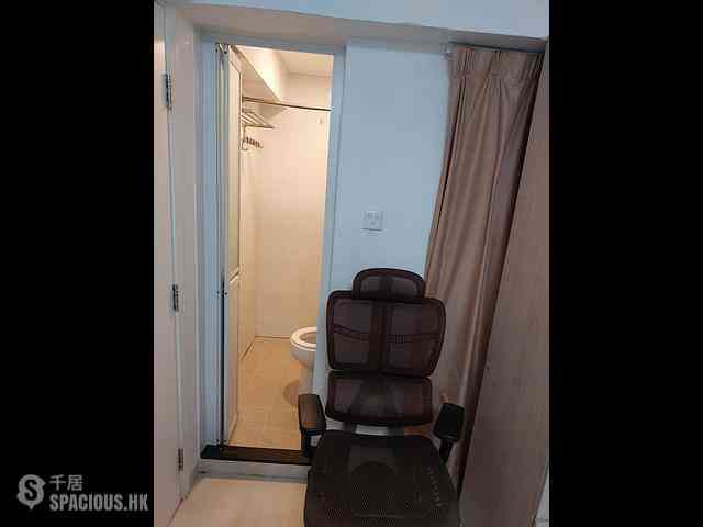 Wan Chai - 28, Cross Street 03
