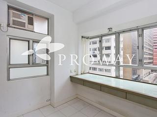 Wan Chai - Lok Moon Mansion 04