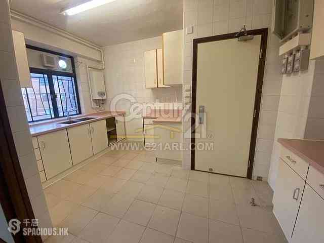 Yau Ma Tei - Wylie Court Block B 05