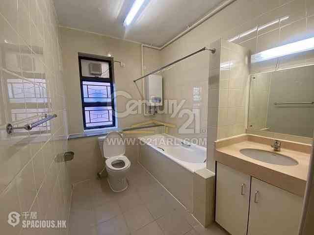 Yau Ma Tei - Wylie Court Block B 10