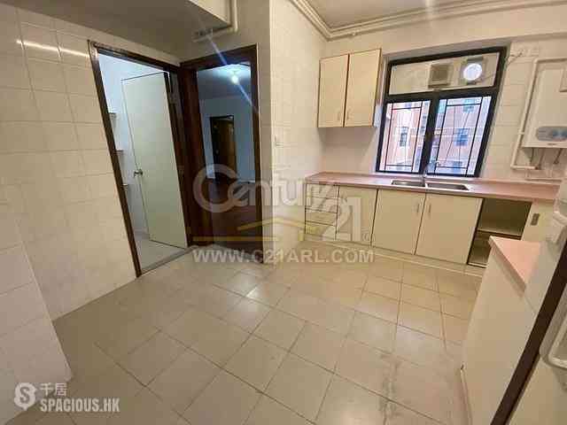 Yau Ma Tei - Wylie Court Block B 06