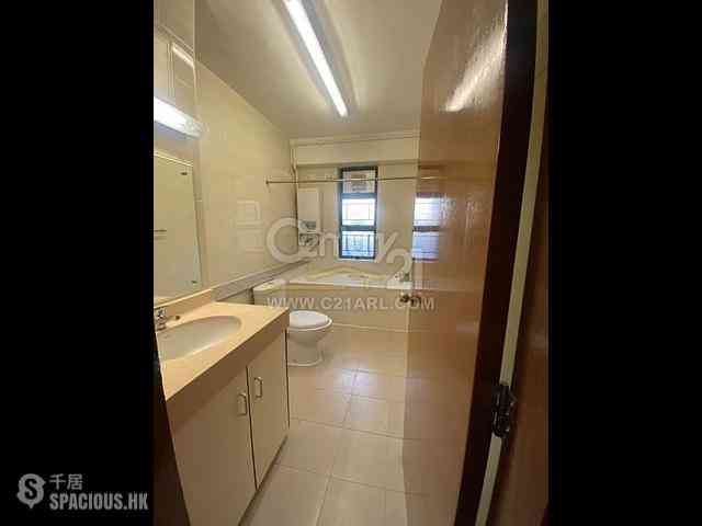 Yau Ma Tei - Wylie Court Block B 12