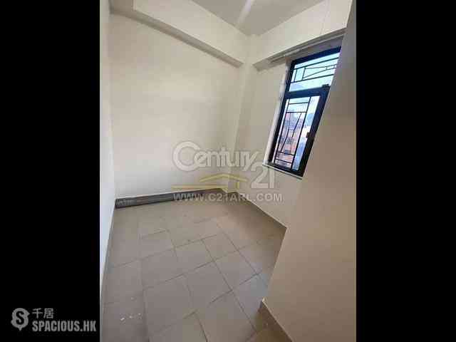 Yau Ma Tei - Wylie Court Block B 13