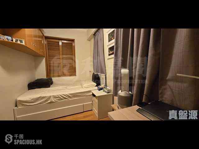 Quarry Bay - Riviera Mansion 02
