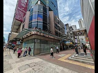 Mong Kok - Punfet Building 02