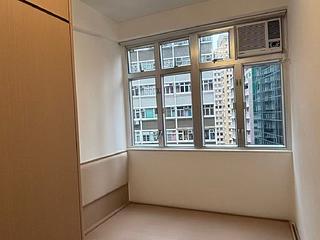 Wan Chai - Kwong Wah Building 05