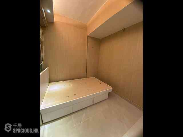 Causeway Bay - Tai Wah Building 04