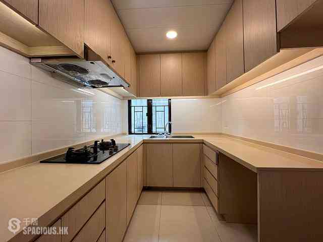 Sai Ying Pun - Ka Fu Building 06