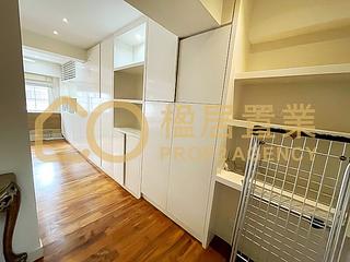 Soho - 18-18A, Shelley Street 03