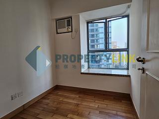 Sheung Wan - Queen's Terrace Block 1 06
