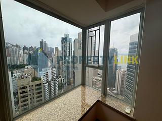 Sheung Wan - Queen's Terrace Block 1 04