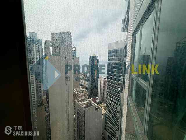 Sheung Wan - Queen's Terrace Block 1 05