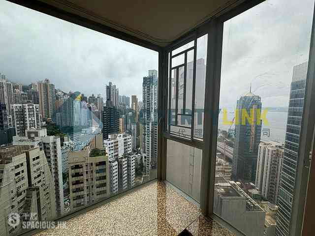 Sheung Wan - Queen's Terrace Block 1 06