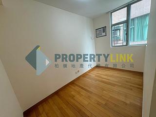 Sheung Wan - Queen's Terrace Block 1 07
