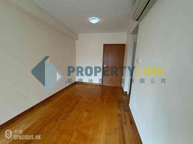 Sheung Wan - Queen's Terrace Block 1 08