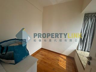 Sheung Wan - Queen's Terrace Block 1 10
