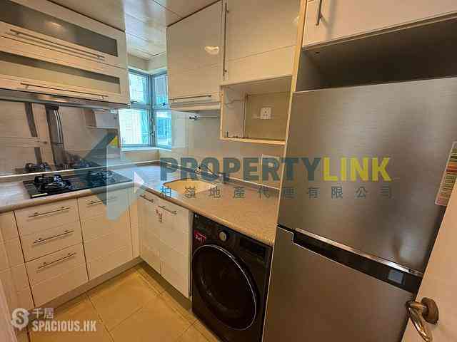 Sheung Wan - Queen's Terrace Block 1 11