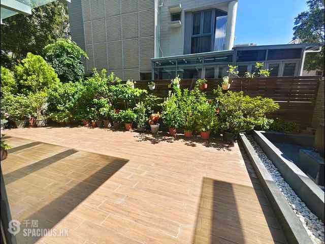 Shouson Hill - The Hazelton 01