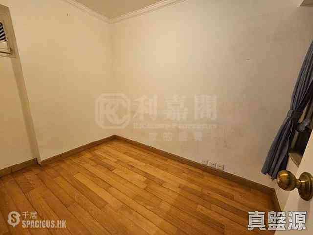 Quarry Bay - Westlands Court 03