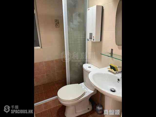 Quarry Bay - Westlands Court 05