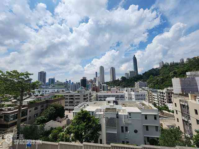 Happy Valley - 11-15, Briar Avenue 01