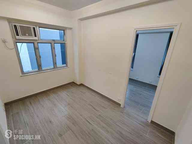 Causeway Bay - Hoi Hing Building 02